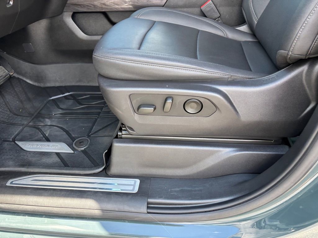 Used 2025 Chevrolet Silverado 2500 LTZ w/ Trail Boss Package image 23