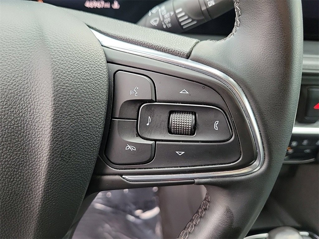 Used 2024 Buick Encore GX Sport Touring image 22