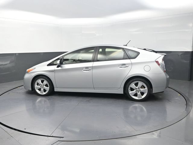 Used 2015 Toyota Prius Five FWD image 6