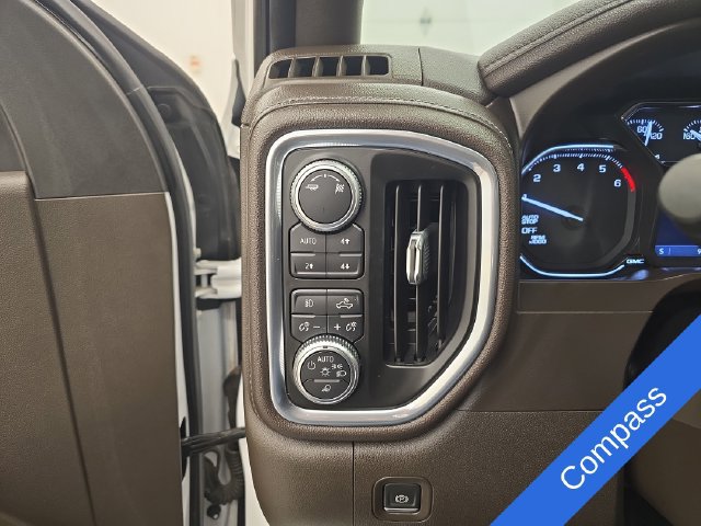 Used 2019 GMC Sierra 1500 SLT w/ SLT Premium Package AWD/4WD image 33