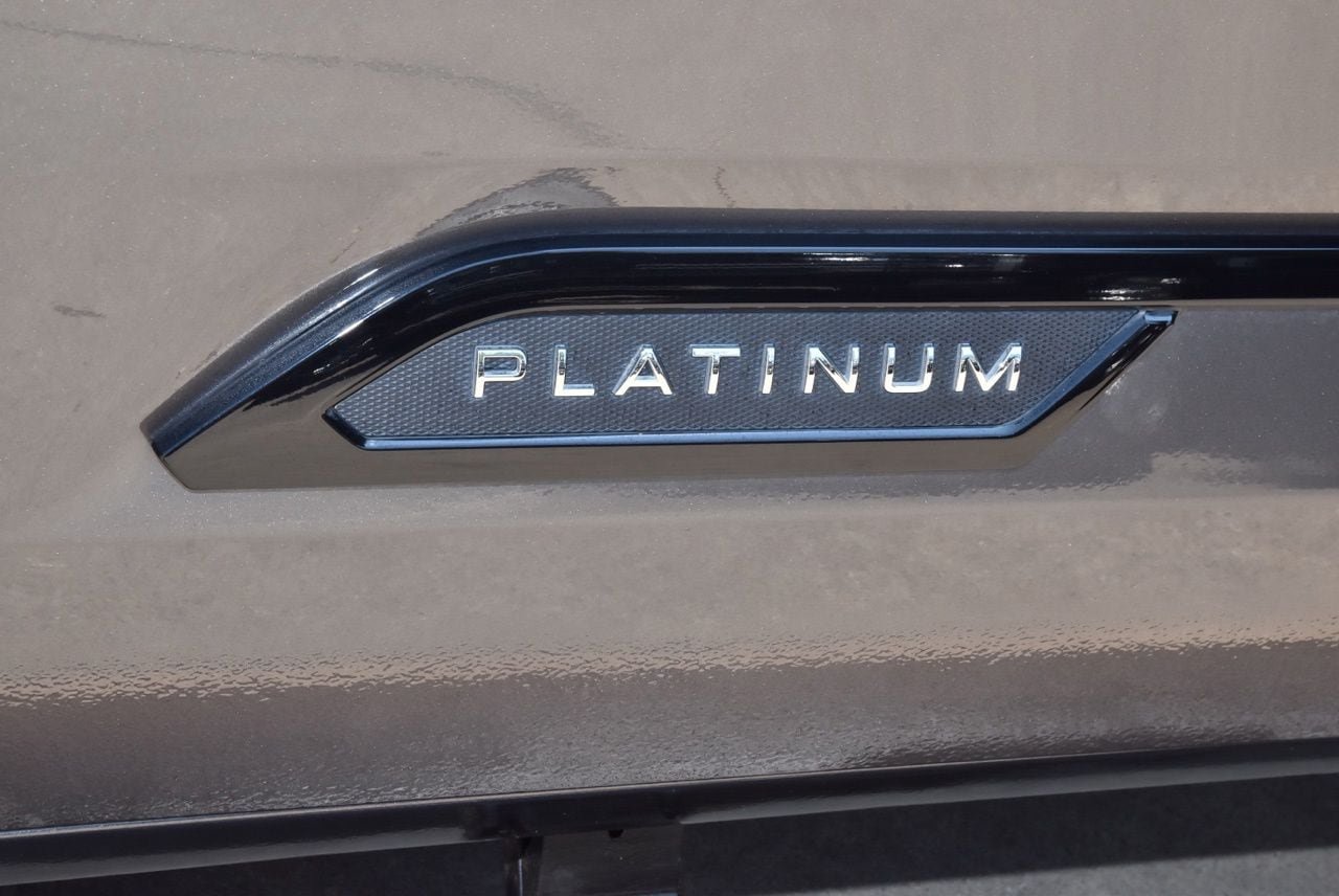 Used 2024 Toyota Tundra Platinum RWD image 43