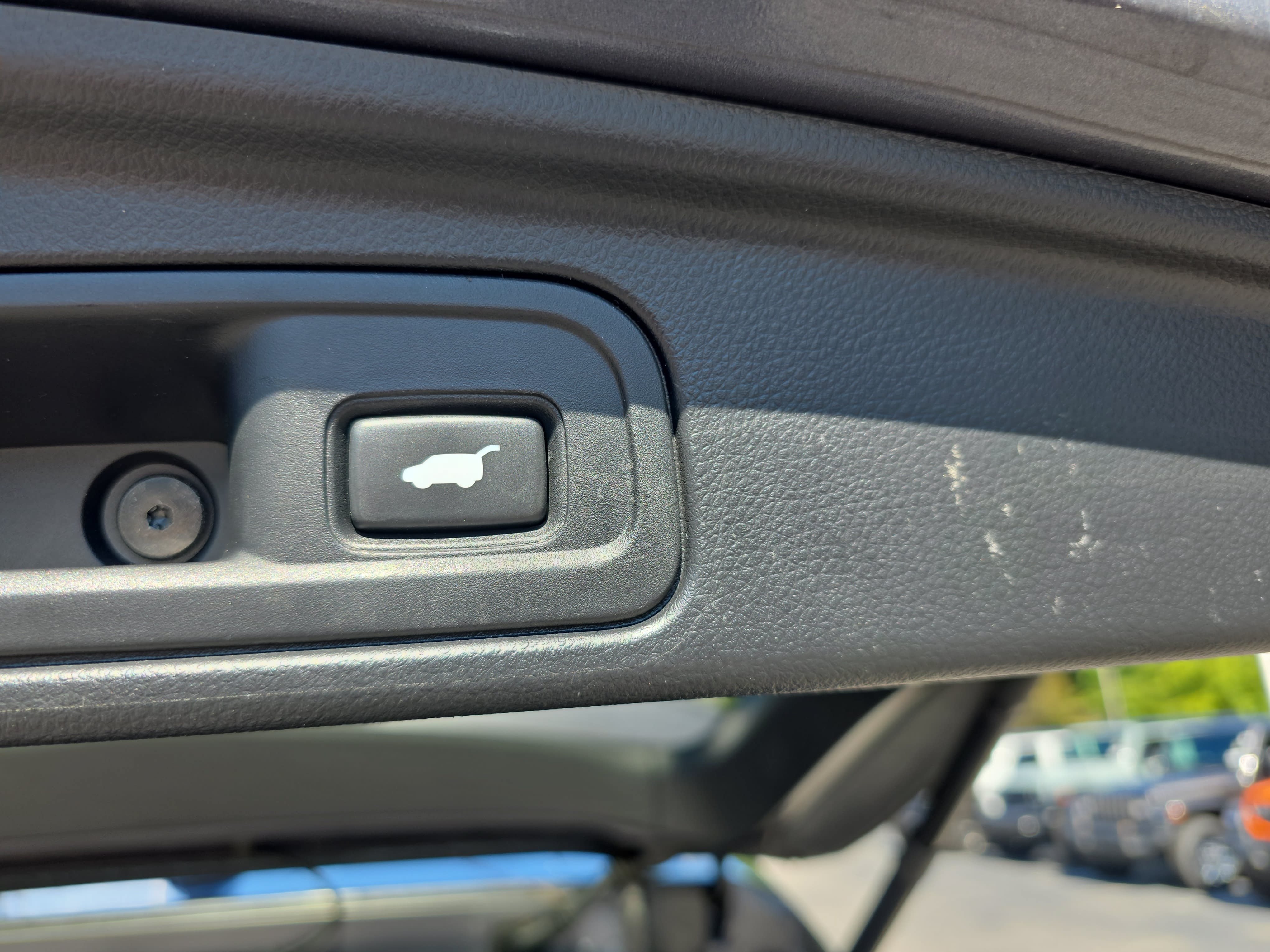 Used 2019 Honda Pilot Touring image 11