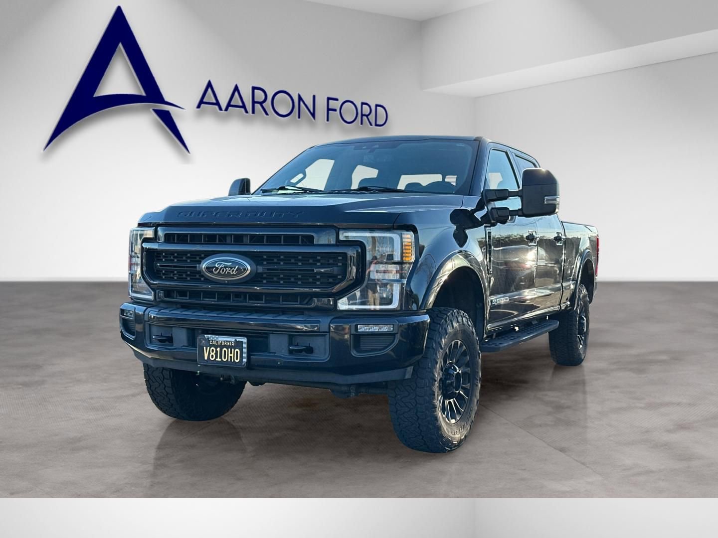 Used 2020 Ford F350 Lariat image 2