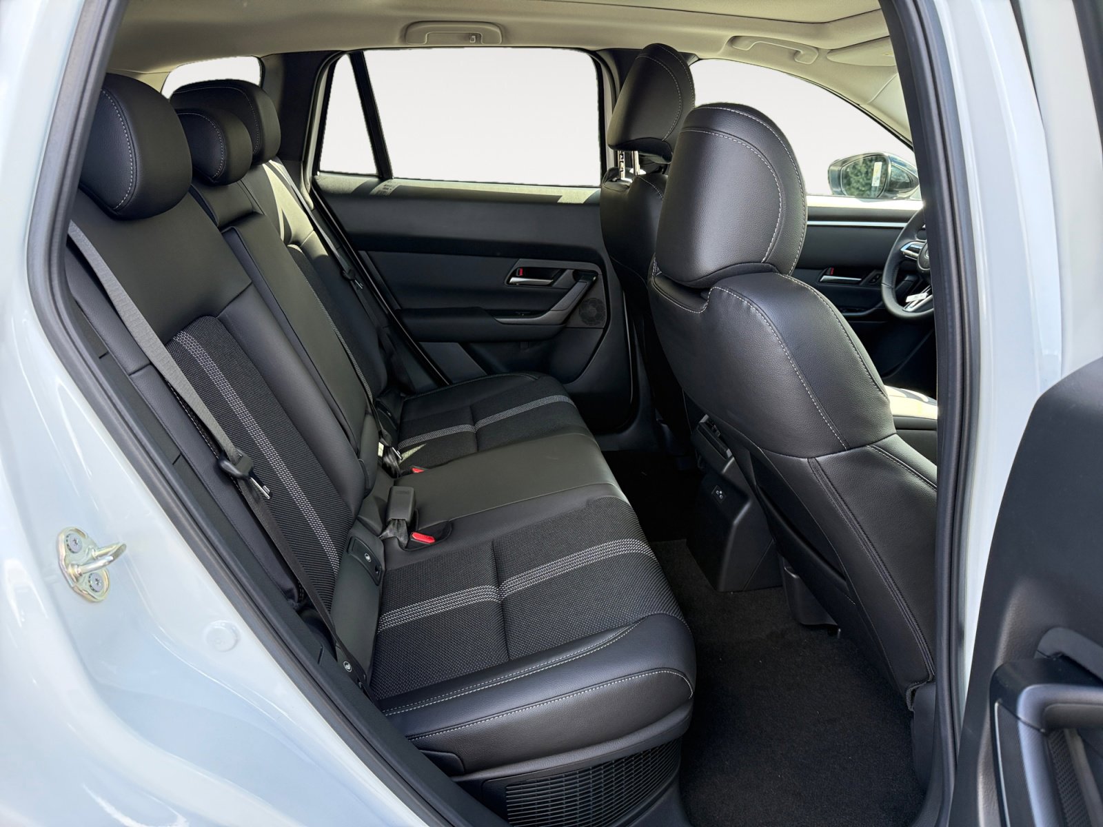 New 2026 MAZDA CX-50 2.5 Hybrid w/ Preferred Pkg image 18
