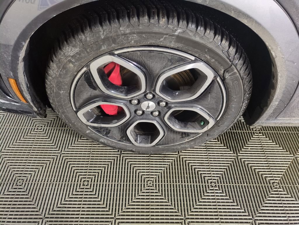 Used 2023 Ford Mustang Mach-E GT image 28