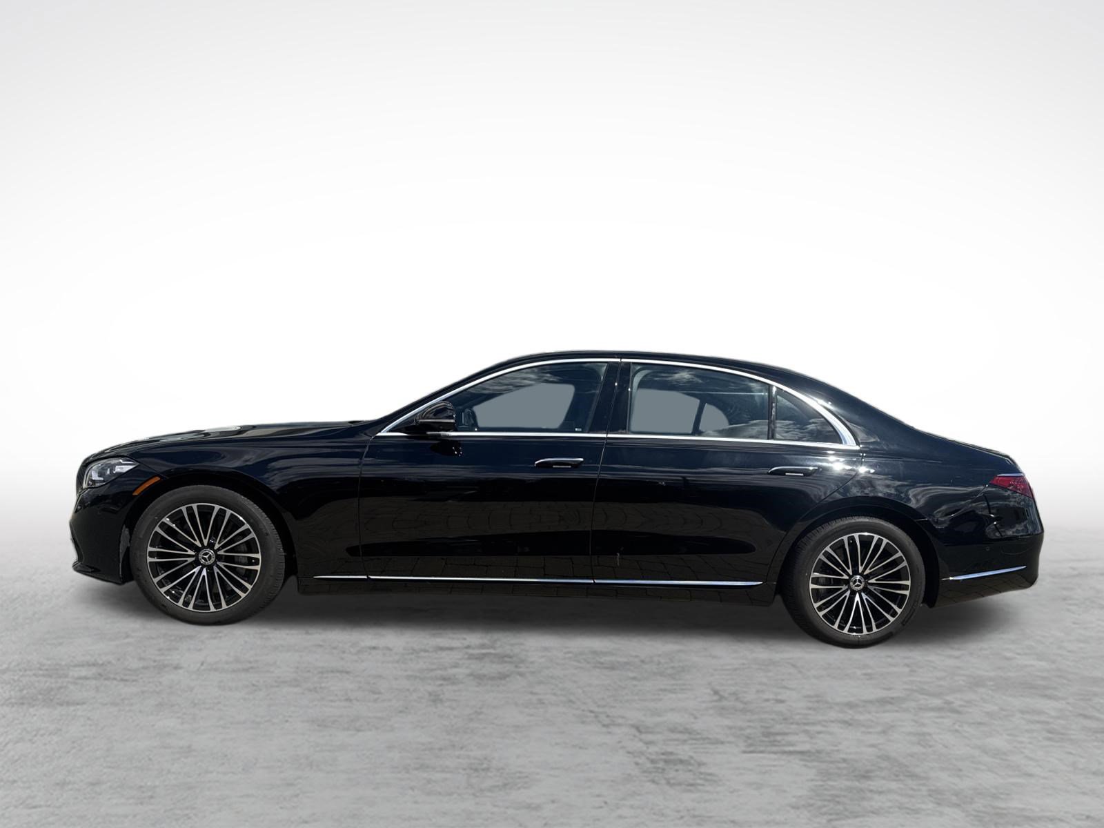 Used 2024 Mercedes-Benz S 580 4MATIC Sedan image 5