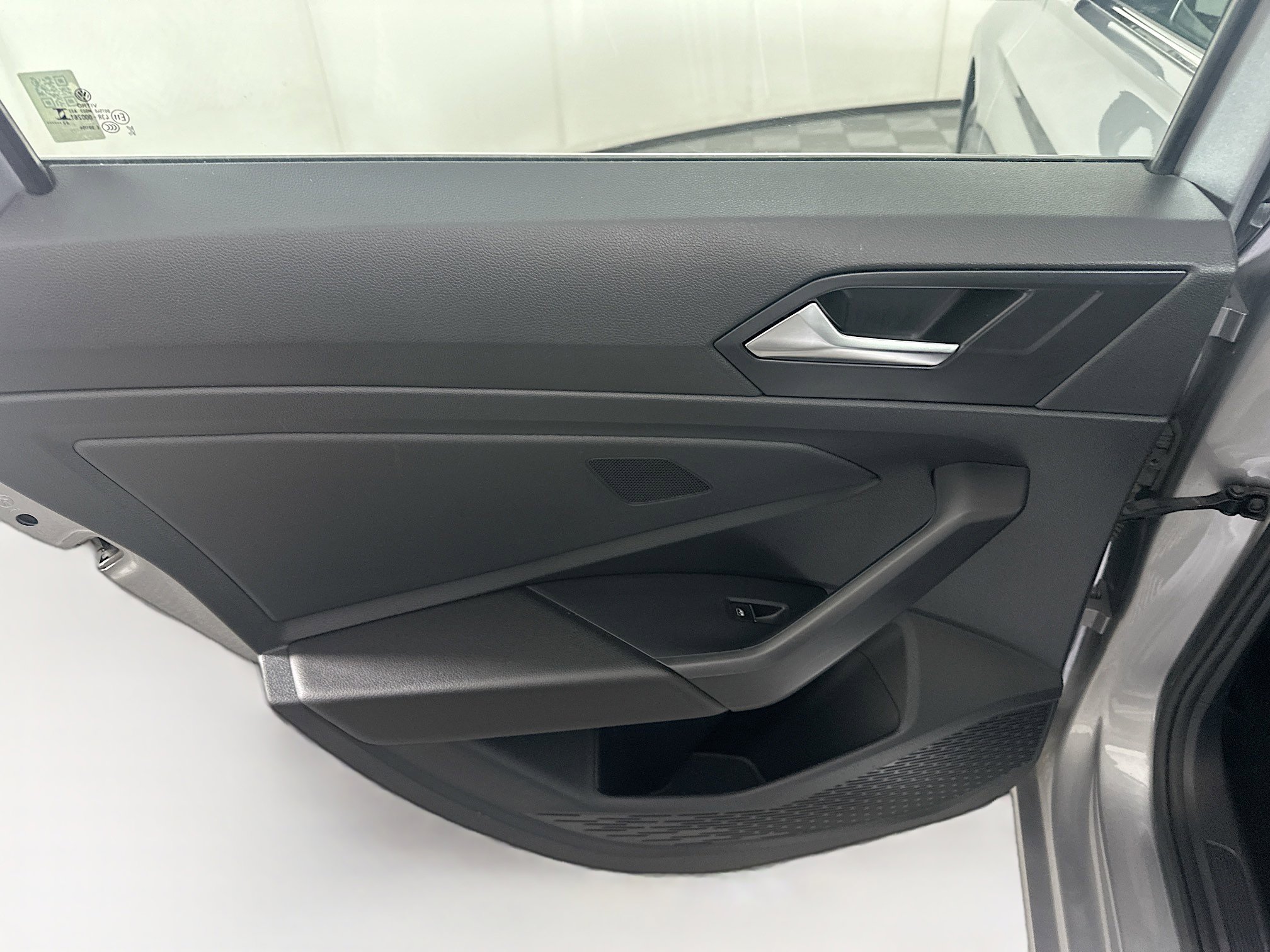 Used 2024 Volkswagen Jetta SE image 26