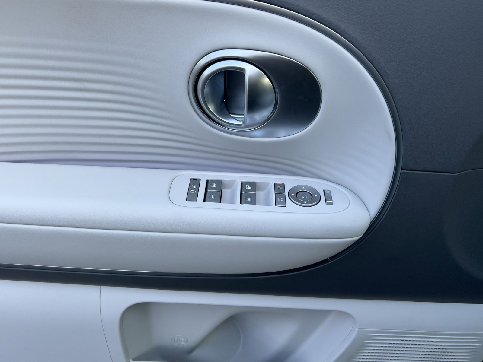 New 2026 Hyundai Ioniq 9 SEL image 15