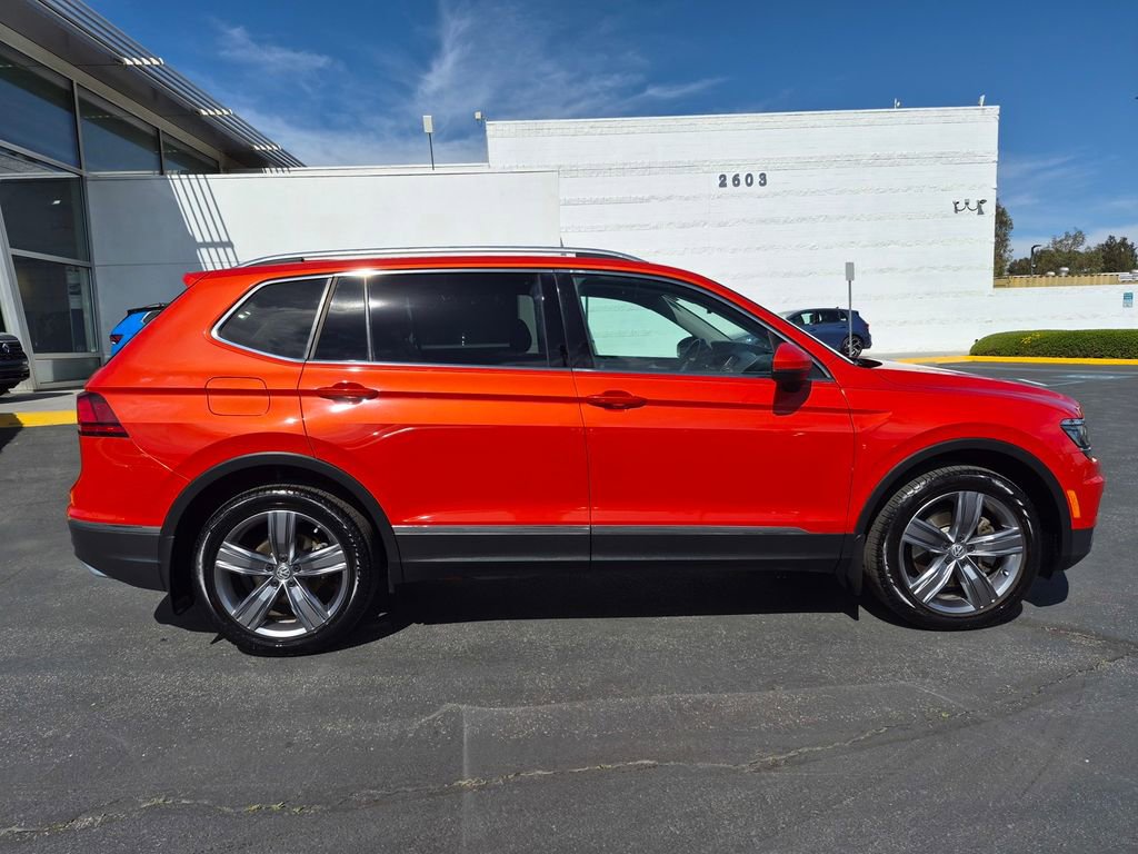 Used 2019 Volkswagen Tiguan SEL Premium w/ 3rd Row Seat Package image 8
