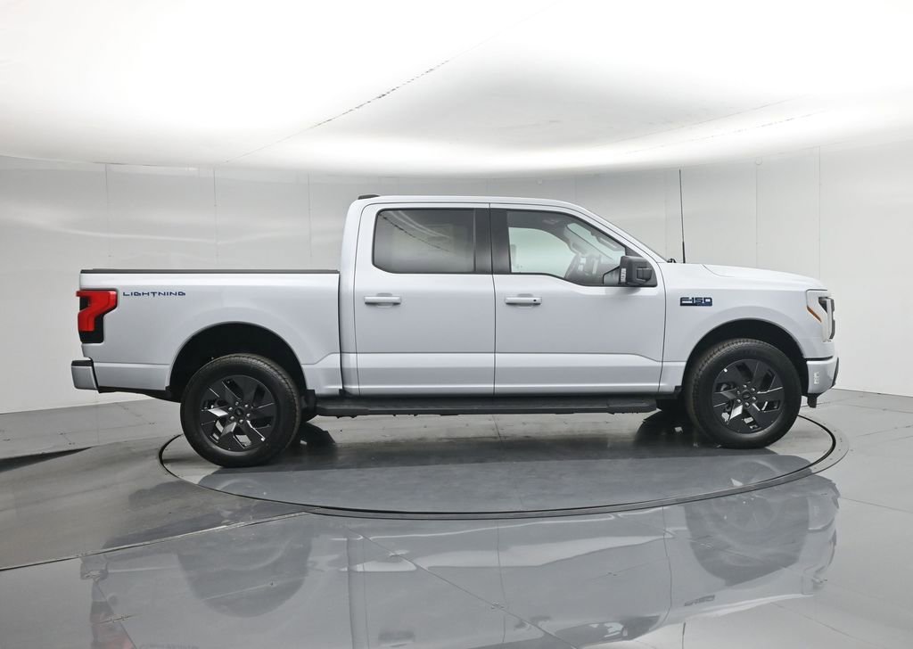 New 2025 Ford F150 Lightning Flash AWD/4WD image 26