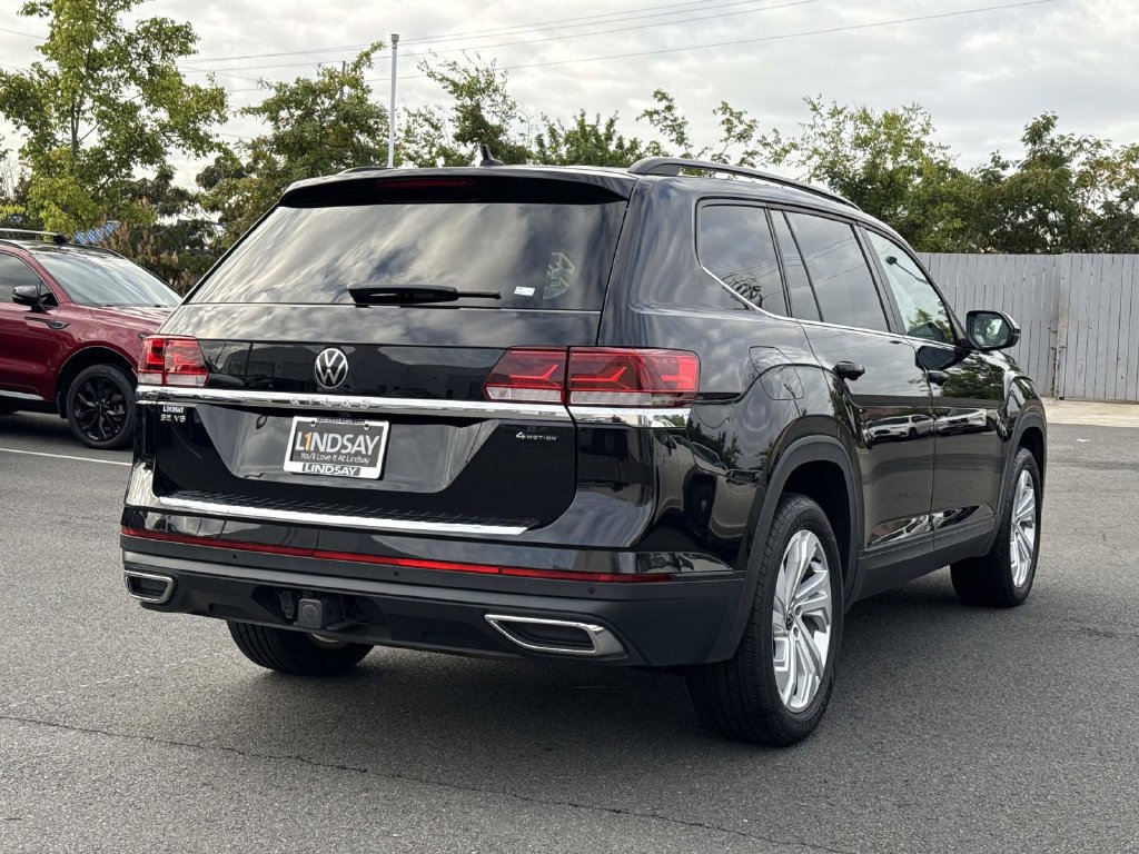 Used 2023 Volkswagen Atlas SE AWD/4WD image 3