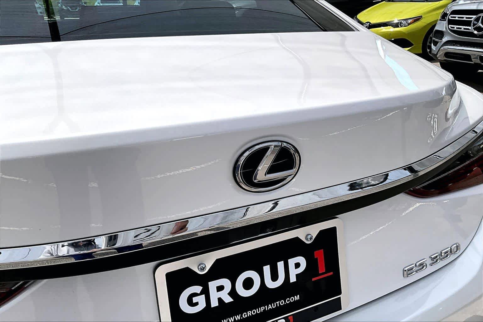 Used 2025 Lexus ES 350 w/ Premium Package FWD image 31