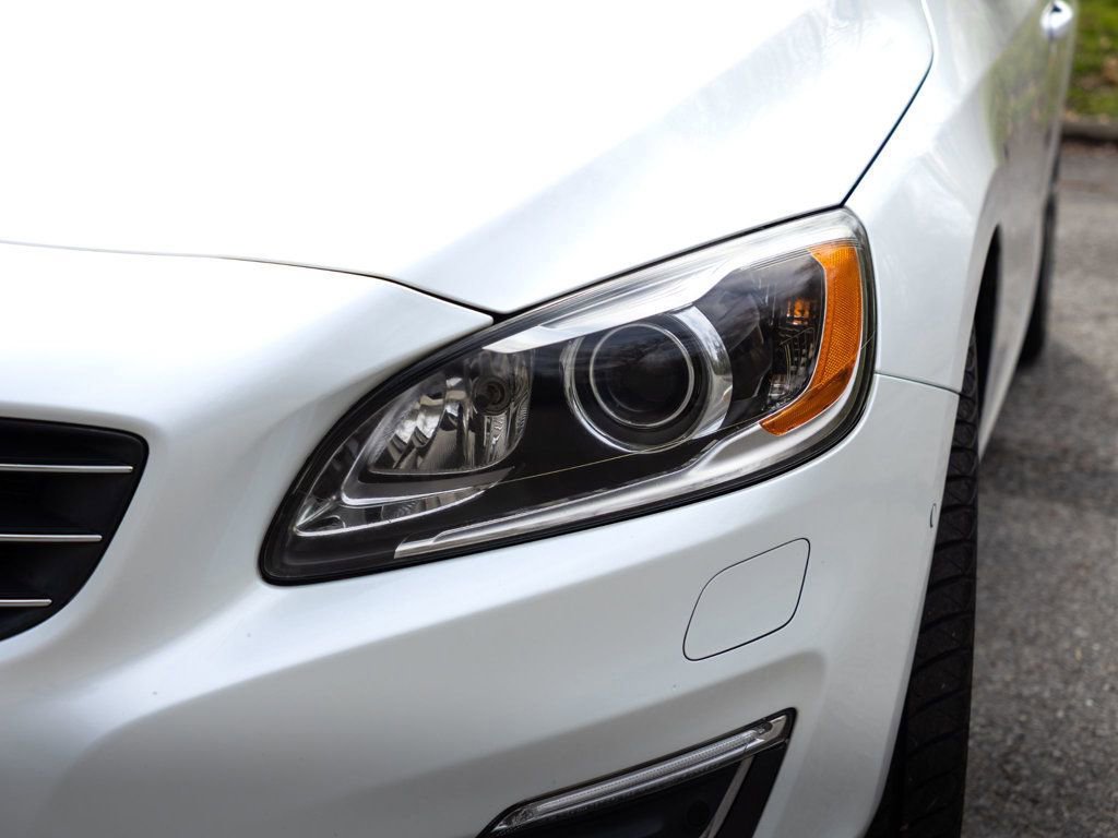 Used 2015 Volvo S60 T6 Platinum image 16