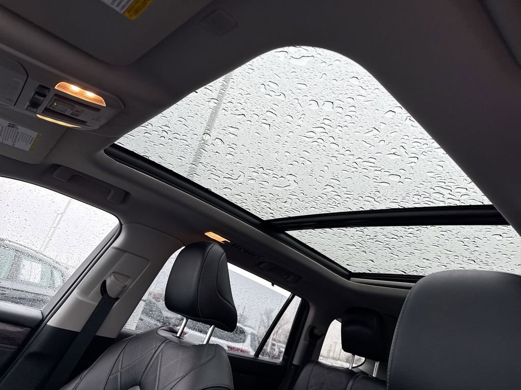Used 2021 Toyota Highlander Platinum image 22