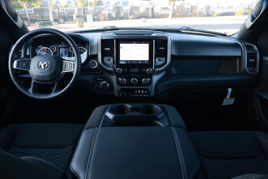 New 2026 RAM 1500 Express AWD/4WD image 22