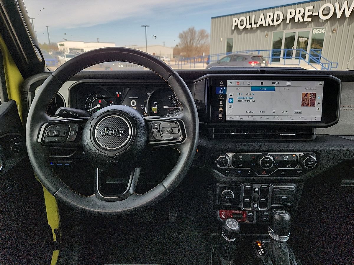 Used 2024 Jeep Wrangler Unlimited image 6