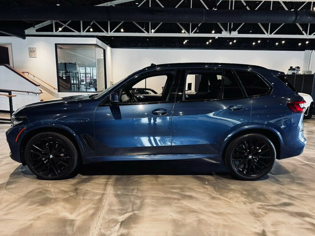 Used 2023 BMW X5 sDrive40i w/ M Sport Package RWD video 2