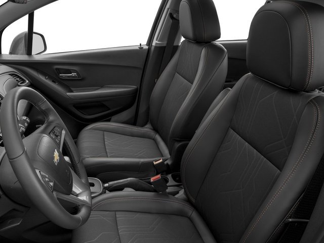 Used 2018 Chevrolet Trax LT w/ LT Convenience Package image 12