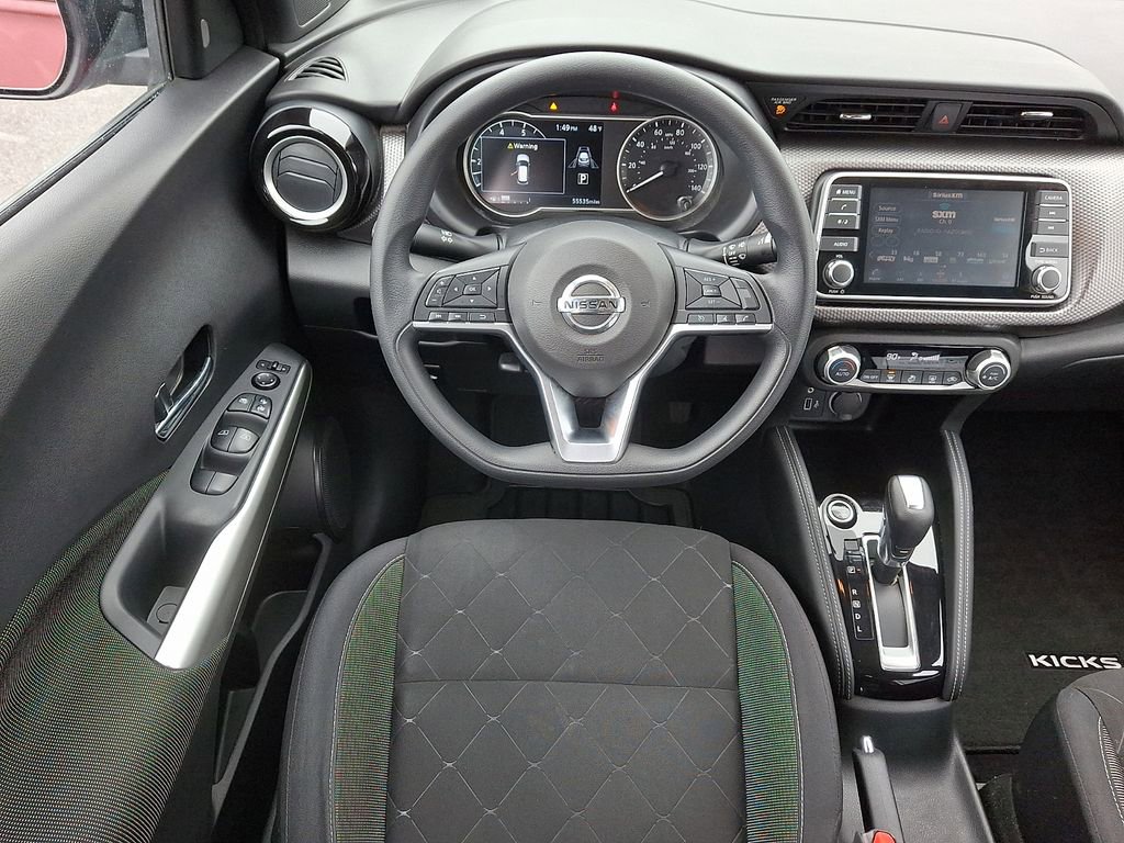 Used 2020 Nissan Kicks SV image 11