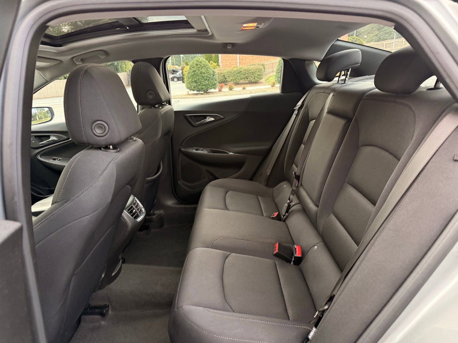 Used 2024 Chevrolet Malibu LT image 20