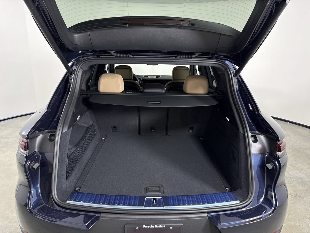 New 2026 Porsche Cayenne AWD/4WD image 20