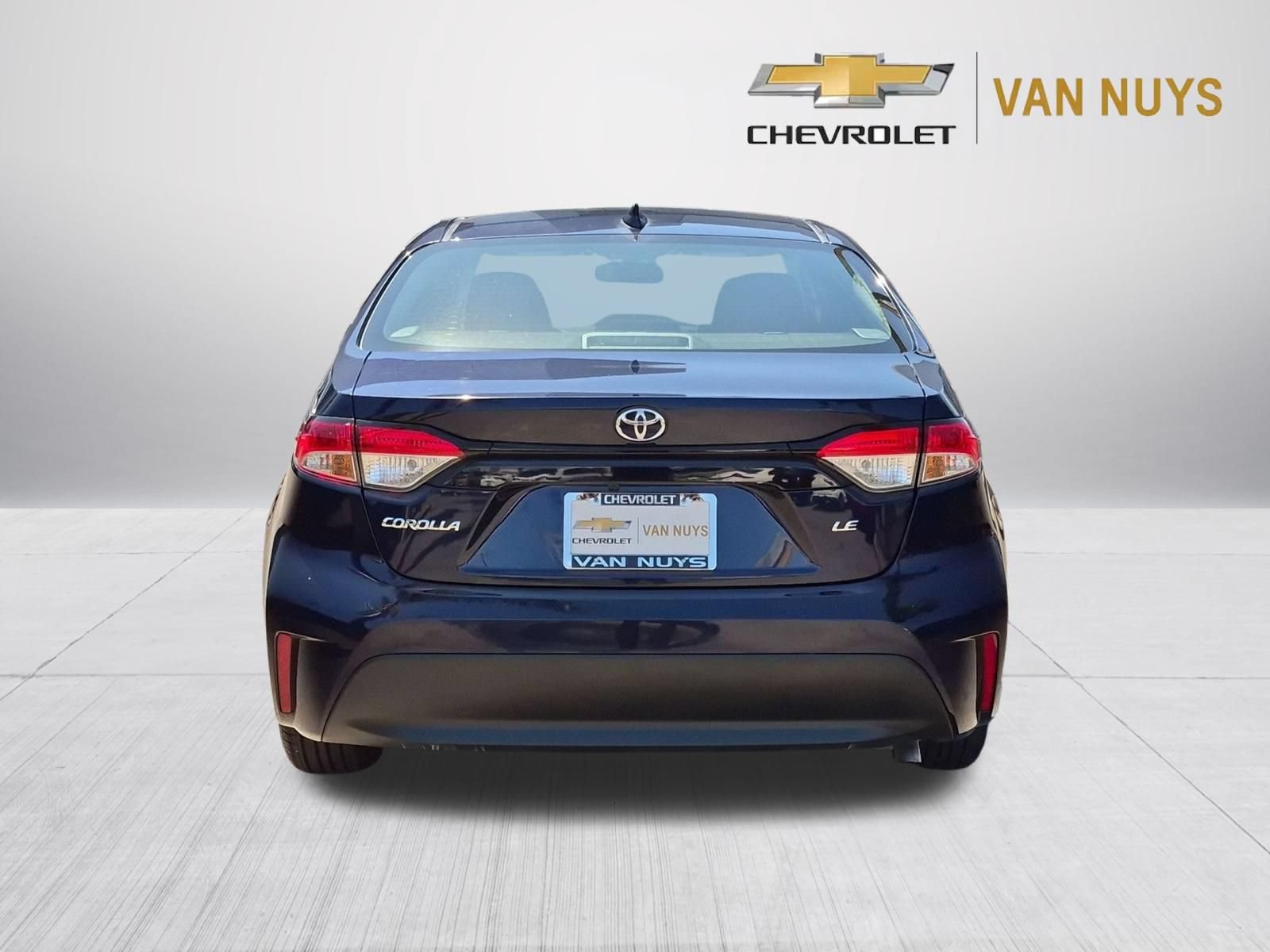 Used 2023 Toyota Corolla LE FWD image 6