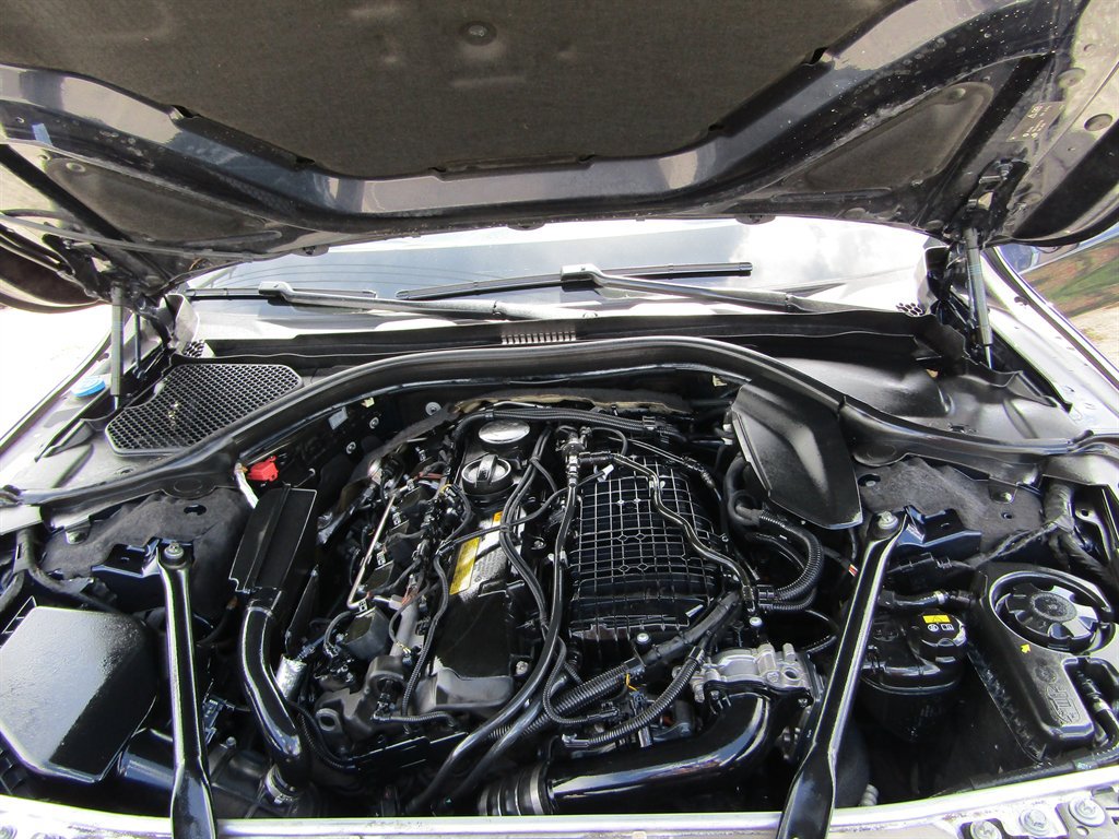 Used 2016 BMW 740i RWD image 12