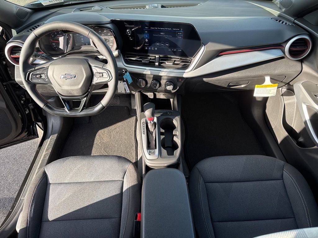 New 2026 Chevrolet Trax RS FWD image 12