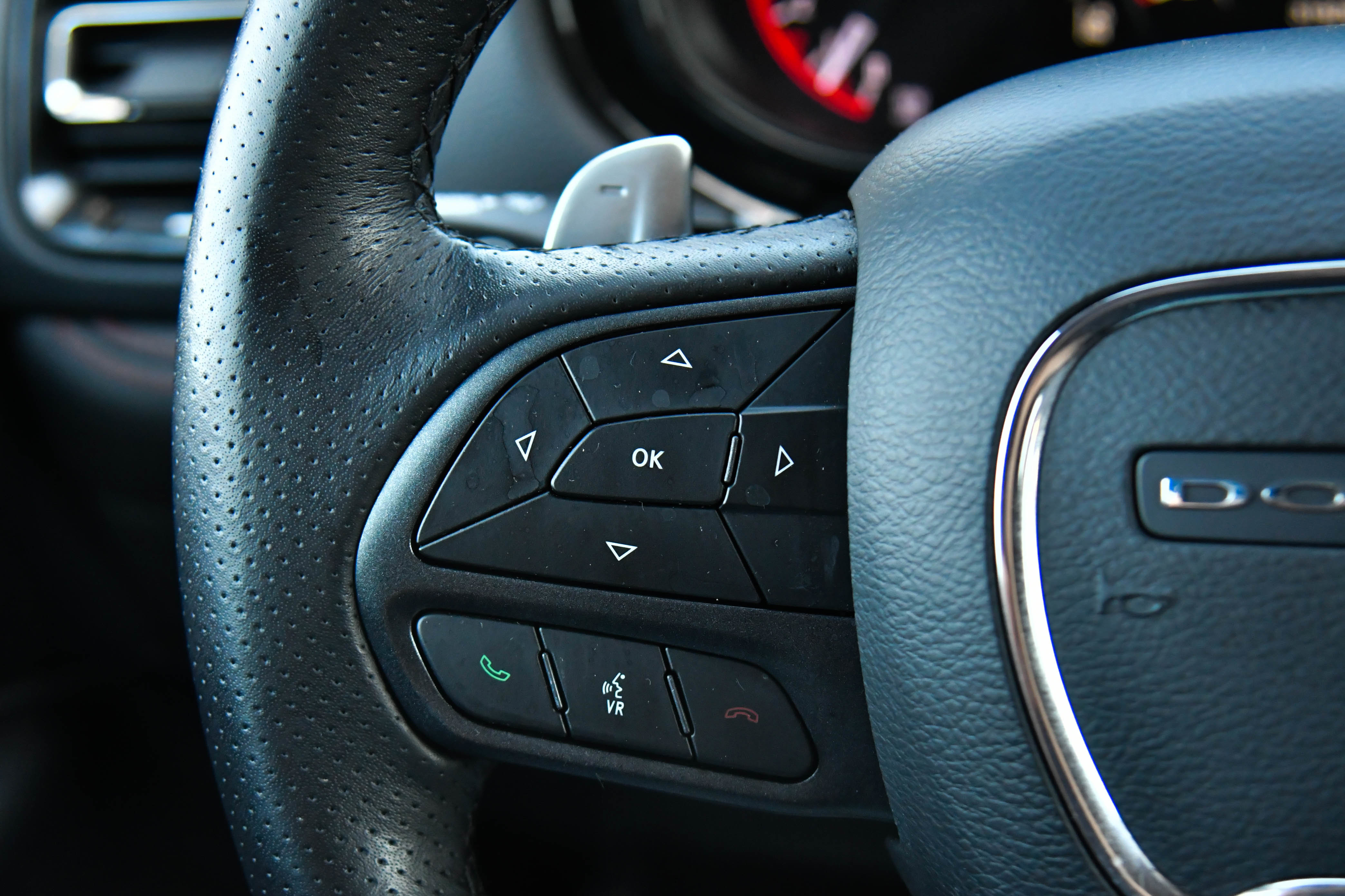 Used 2025 Dodge Durango GT image 34