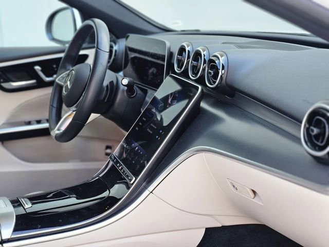 Used 2025 Mercedes-Benz C 300 4MATIC Sedan image 13