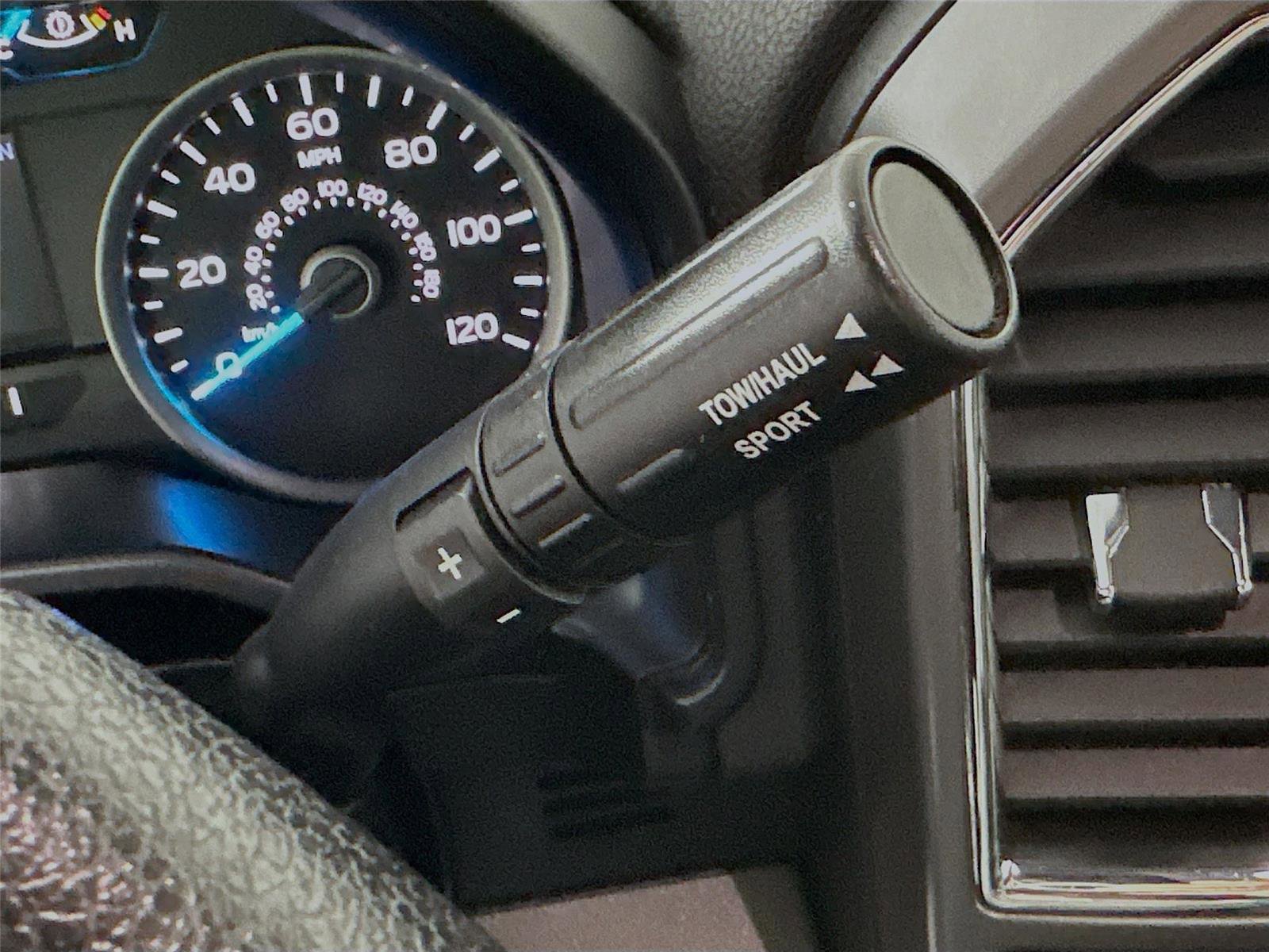 Used 2015 Ford F150 XLT w/ Equipment Group 302A Luxury image 17