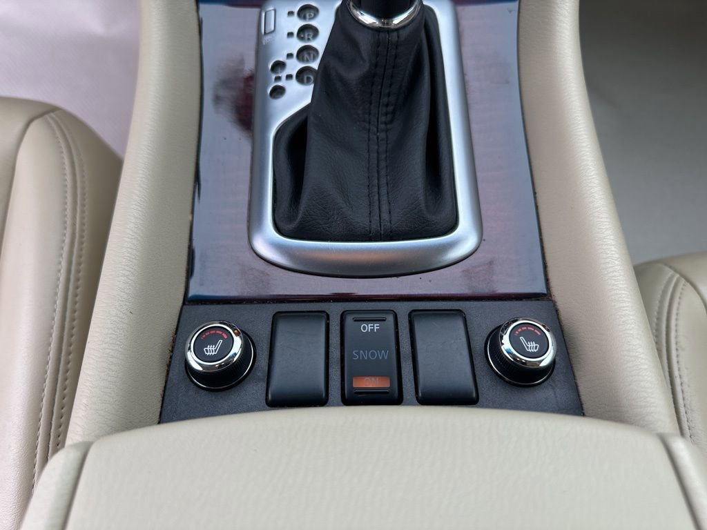 Used 2017 INFINITI QX50 AWD w/ Premium Plus Package image 3