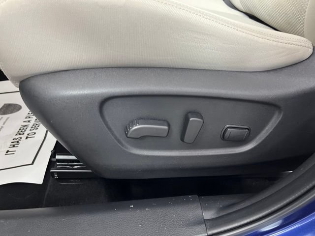 Used 2022 Nissan Rogue Sport SV FWD image 34