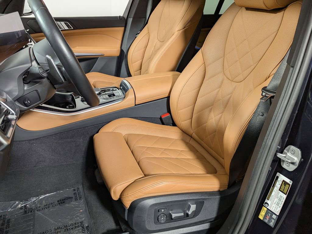 Used 2025 BMW X5 xDrive50e w/ M Sport Package AWD/4WD image 17