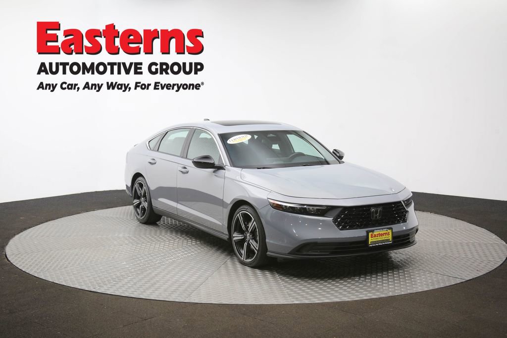 Used 2025 Honda Accord Sport image 47