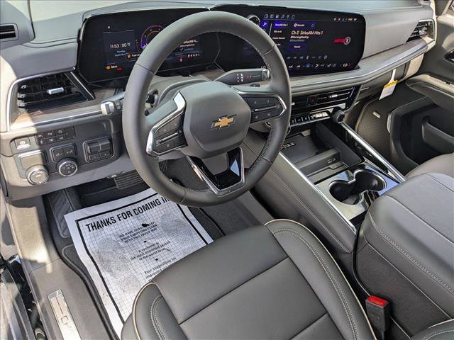New 2026 Chevrolet Suburban Premier image 3