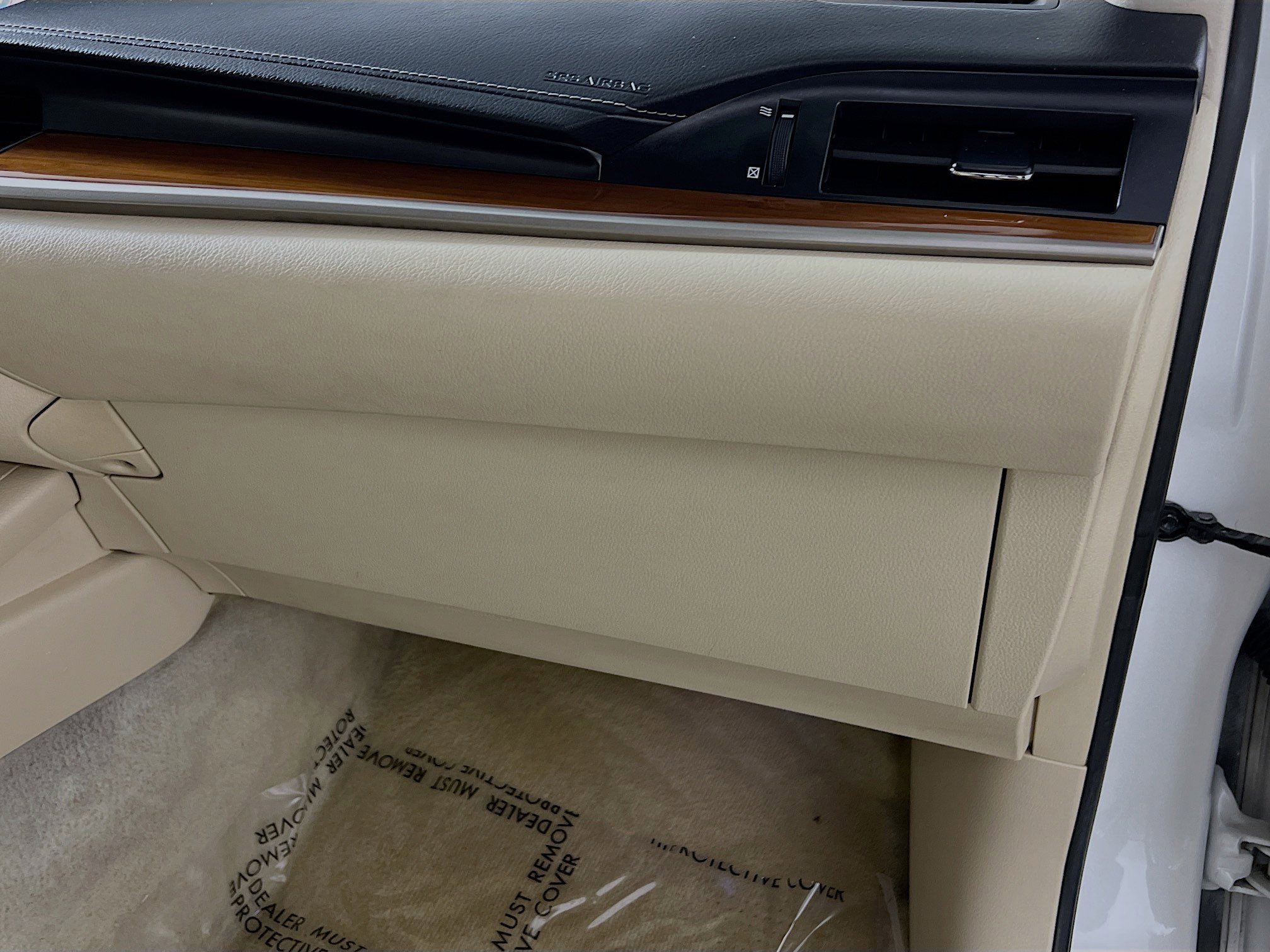 Used 2013 Lexus ES 300h image 35