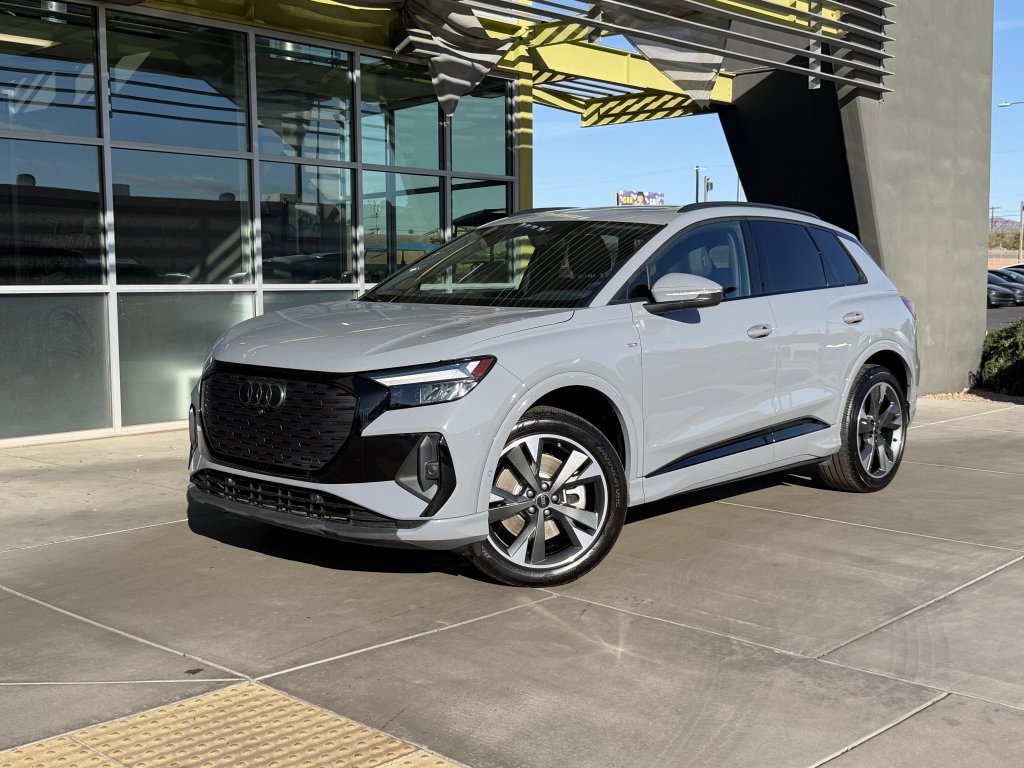 Used 2024 Audi Q4 e-tron Premium Plus w/ Premium Plus image 1