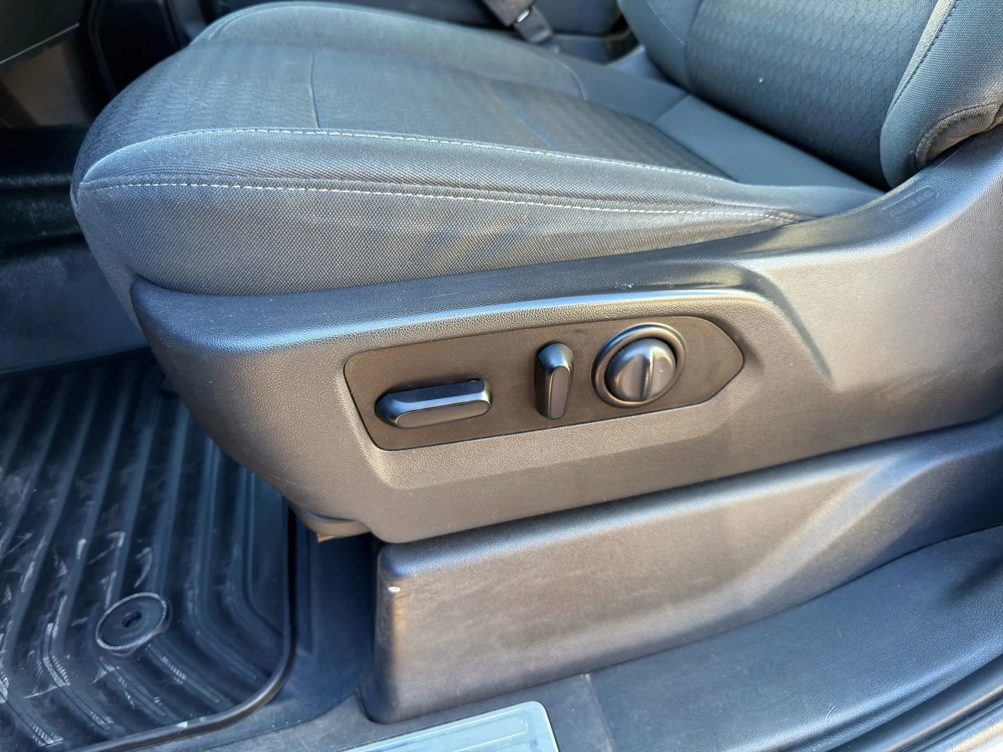 Used 2021 GMC Sierra 2500 SLE image 35