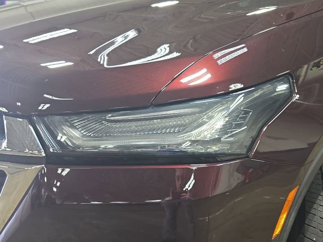 Used 2023 Chevrolet Traverse LT w/ LPO, Floor Liner Package image 36