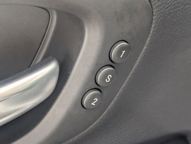 Used 2019 Jeep Cherokee Limited image 11