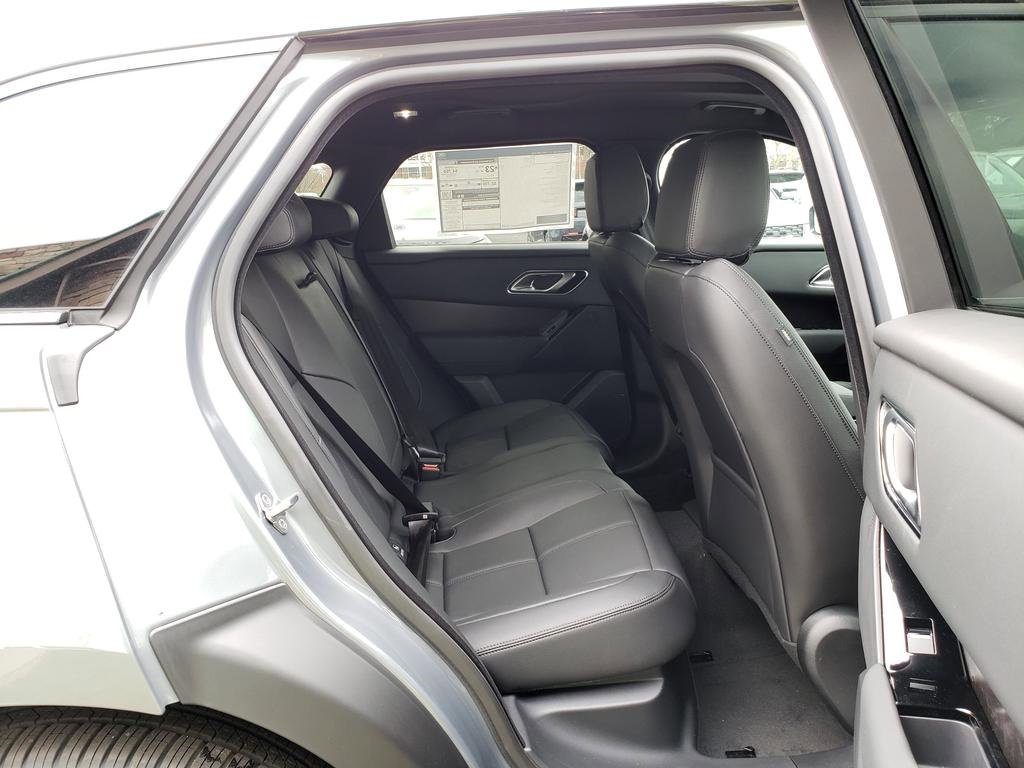 New 2026 Land Rover Range Rover Velar Dynamic SE image 15