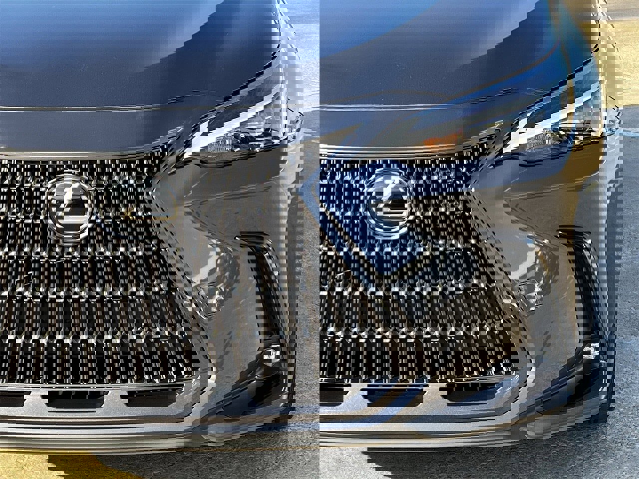 Used 2023 Lexus NX 250 FWD image 8