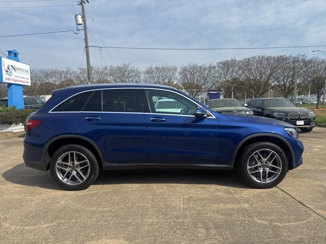 Used 2018 Mercedes-Benz GLC 300 4MATIC image 4