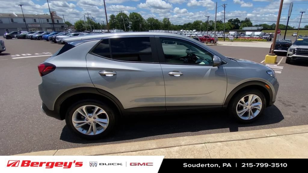 Certified 2023 Buick Encore GX Preferred w/ Cold Weather Comfort Package FWD image 11