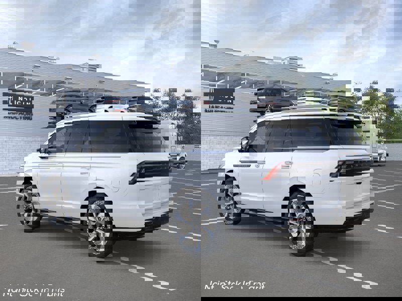 New 2026 Lincoln Navigator Black Label image 4