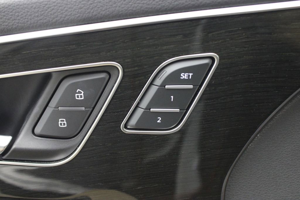 Used 2023 Audi Q7 2.0T Premium Plus w/ Premium Plus Package AWD/4WD image 20