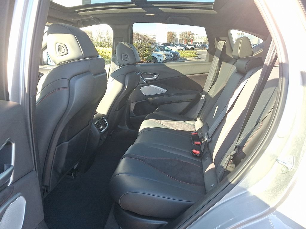 Used 2025 Acura RDX A-Spec image 10