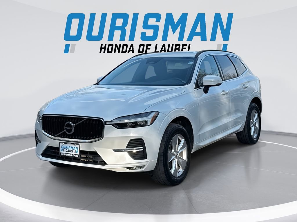 Used 2022 Volvo XC60 B5 Momentum image 1