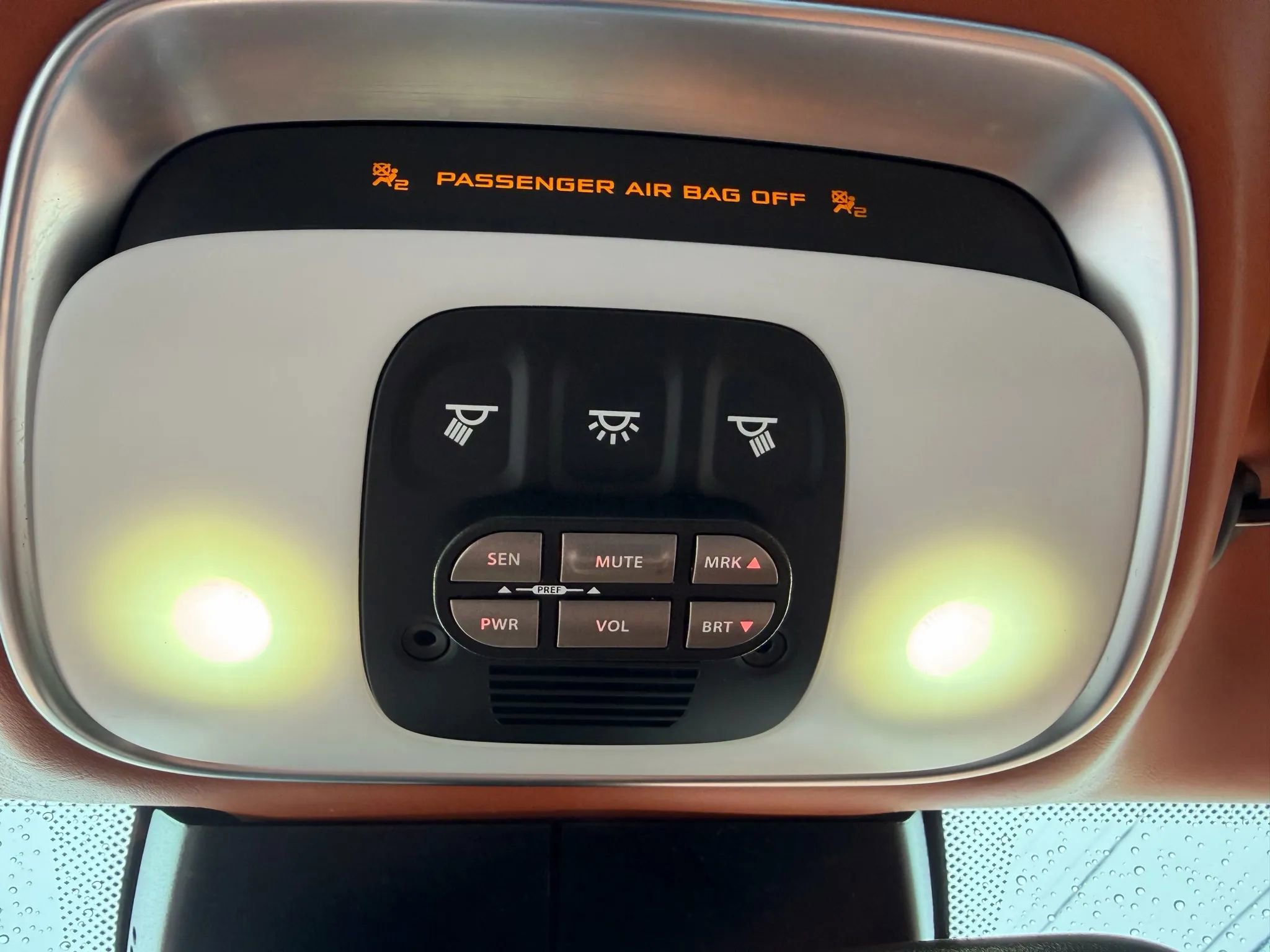 Used 2017 McLaren 570S image 35